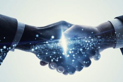 OKX PARTNERS WITH SOLANA MOBILE TO BE AMONG THE FIRST EXCHANGE APP ON SAGA WEB3 SMARTPHONE