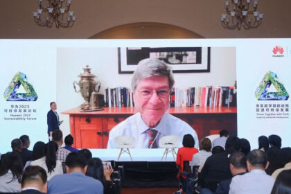 Huawei Sustainability Forum: Jeffrey Sachs Advocates Tech Solutions to Address SDG Challenges